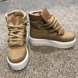 Chunky tan platform sneakers
